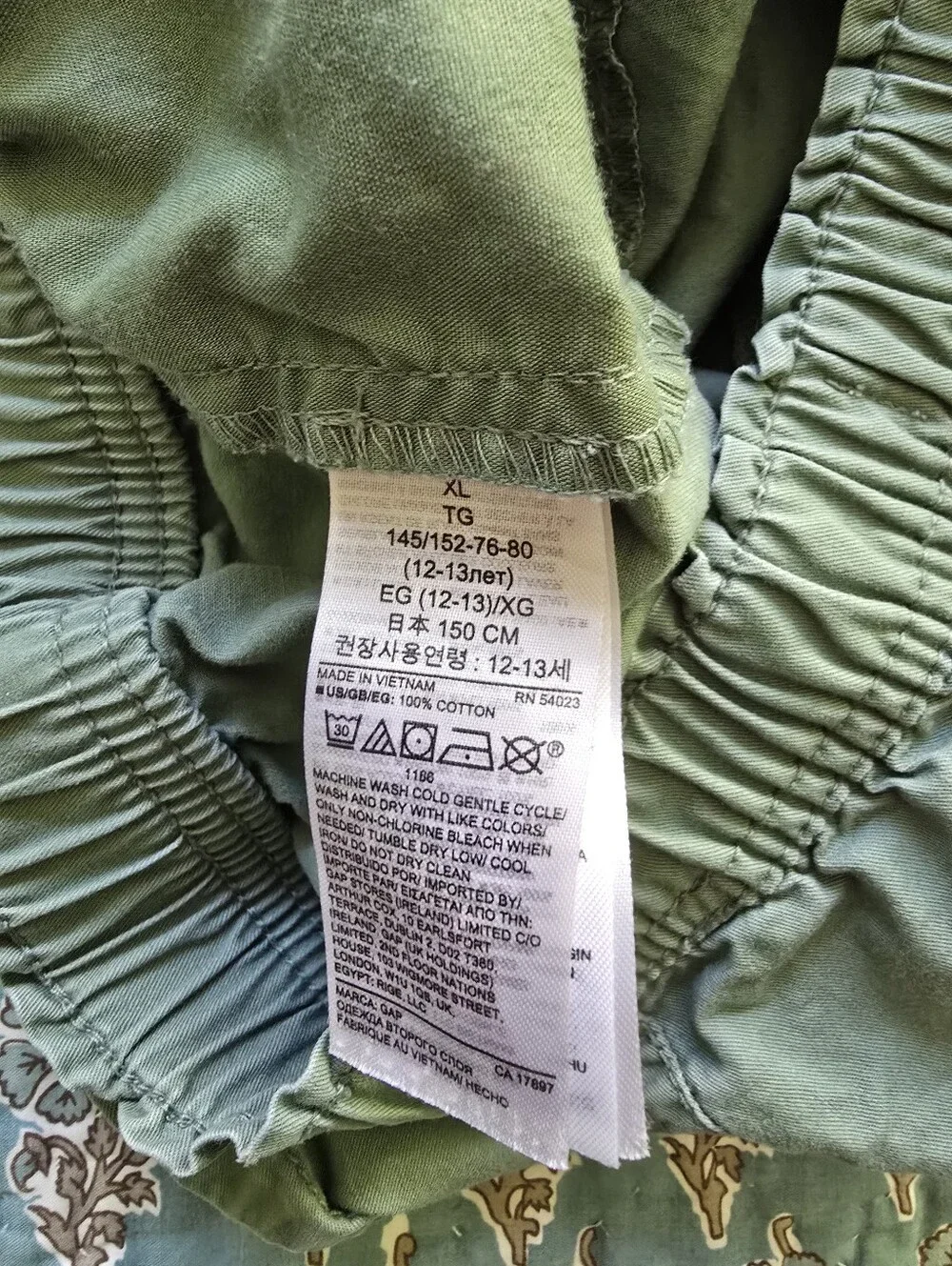 GAP elastic waistband